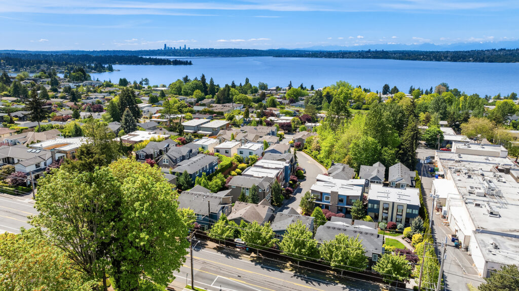 Discover the Houghton Neighborhood Your Ideal Home in Kirkland, WA