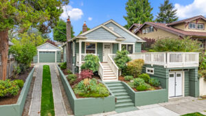 Northwest seattle Whittier Heights home for sale