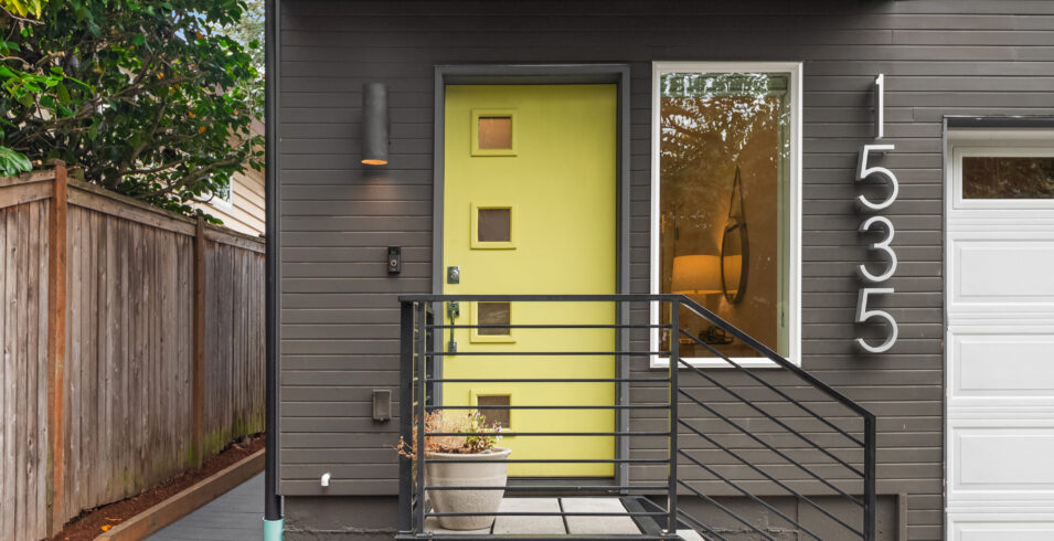 Ballard townhouse lead image 1535 NW 62nd St front door