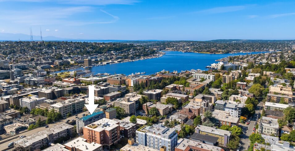 Aerial view of 420 Melrose Ave E and Lake Union